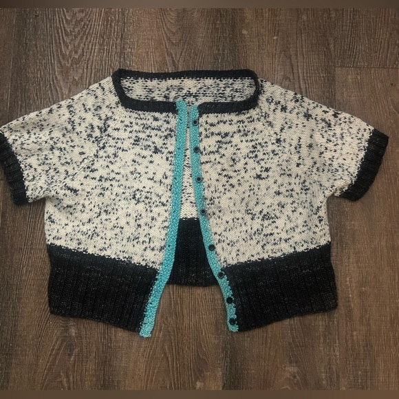 DIY homemade cotton (I think maybe wool) slight crop knit cardigan EUC it fits M - Picture 9 of 12